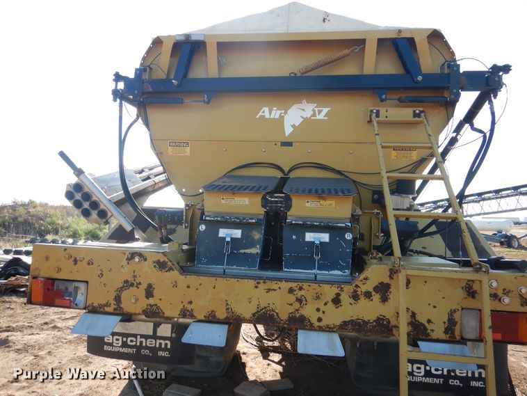 image for item HO9016 Ag-Chem TerraGator 1803 applicator