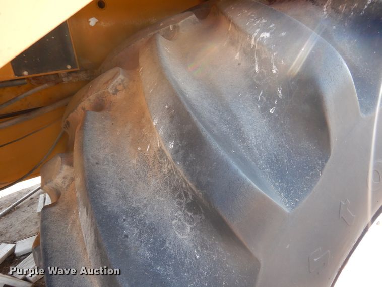 image for item HO9016 Ag-Chem TerraGator 1803 applicator