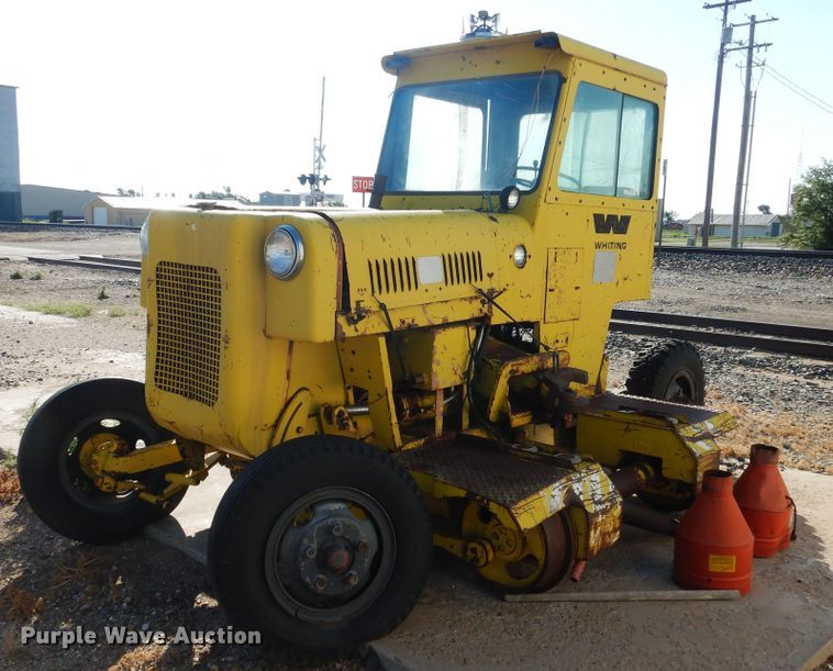 image for item HO9017 Whiting 5TM rail car mover
