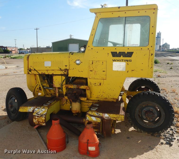 image for item HO9017 Whiting 5TM rail car mover