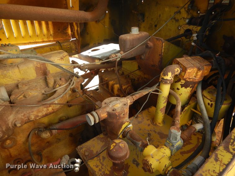 image for item HO9017 Whiting 5TM rail car mover