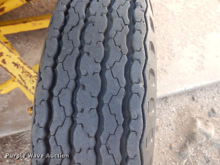 image for item HO9017 Whiting 5TM rail car mover