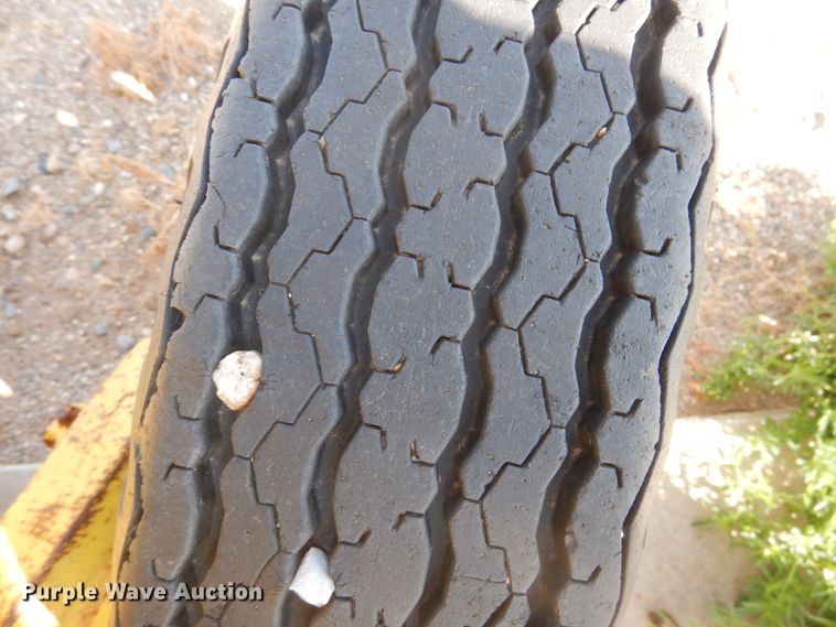 image for item HO9017 Whiting 5TM rail car mover