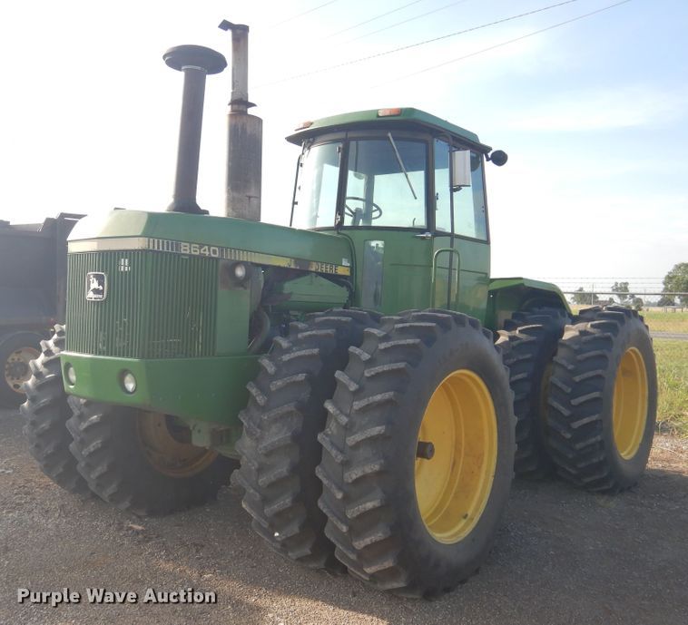 image for item HO9763 1980 John Deere 8640  4WD tractor