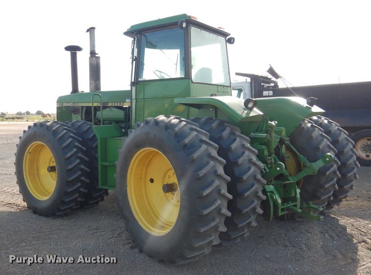 image for item HO9763 1980 John Deere 8640  4WD tractor