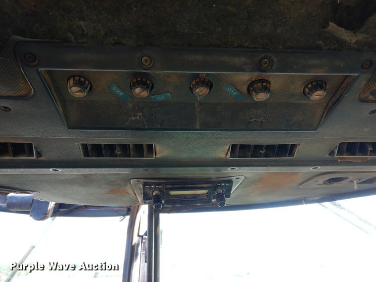 image for item HO9763 1980 John Deere 8640  4WD tractor