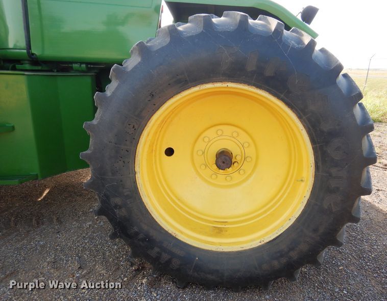 image for item HO9763 1980 John Deere 8640  4WD tractor
