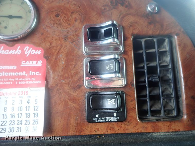 image for item DG2344 2001 Peterbilt 379  semi truck