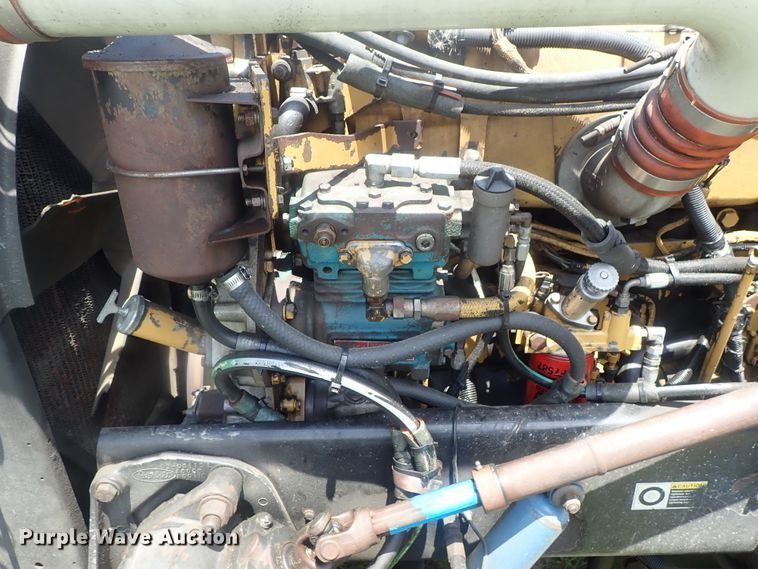 image for item DG2344 2001 Peterbilt 379  semi truck