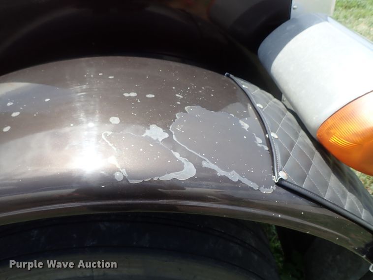 image for item DG2344 2001 Peterbilt 379  semi truck