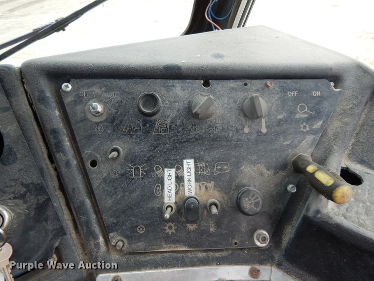 image for item DG6816 1996 Capacity TJ5000  yard truck