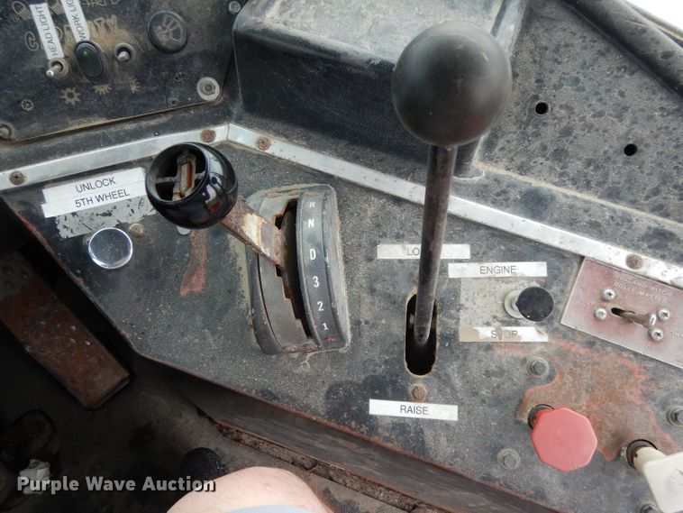 image for item DG6816 1996 Capacity TJ5000  yard truck