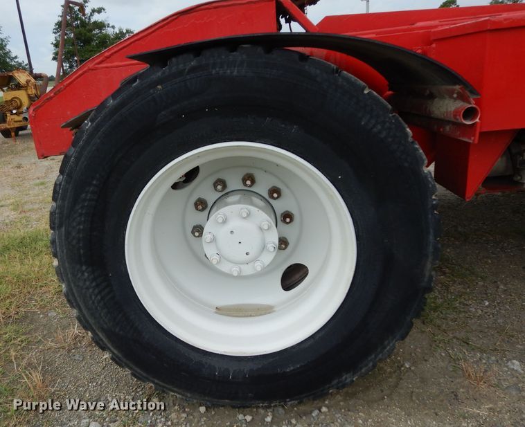 image for item DG6816 1996 Capacity TJ5000  yard truck