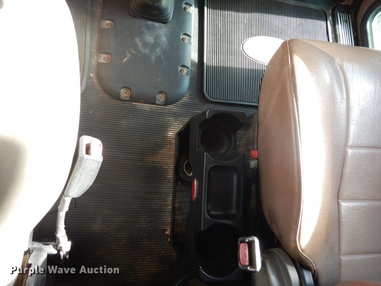 image for item DG6818 2009 Peterbilt 389  semi truck