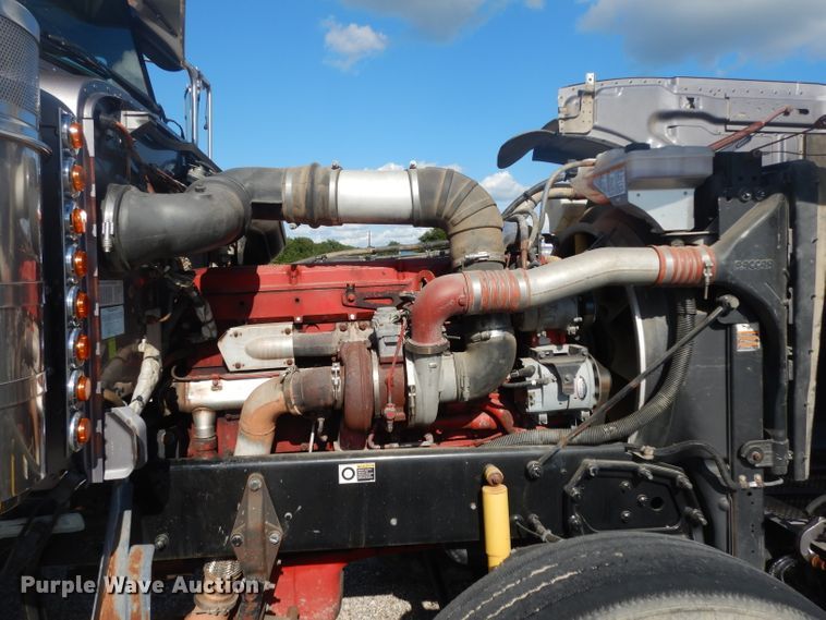 image for item DG6818 2009 Peterbilt 389  semi truck