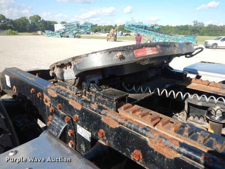 image for item DG6818 2009 Peterbilt 389  semi truck