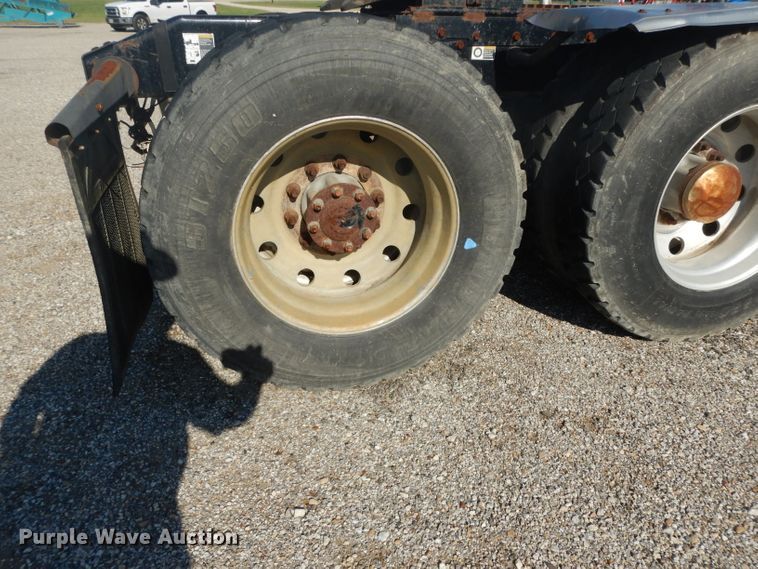 image for item DG6818 2009 Peterbilt 389  semi truck