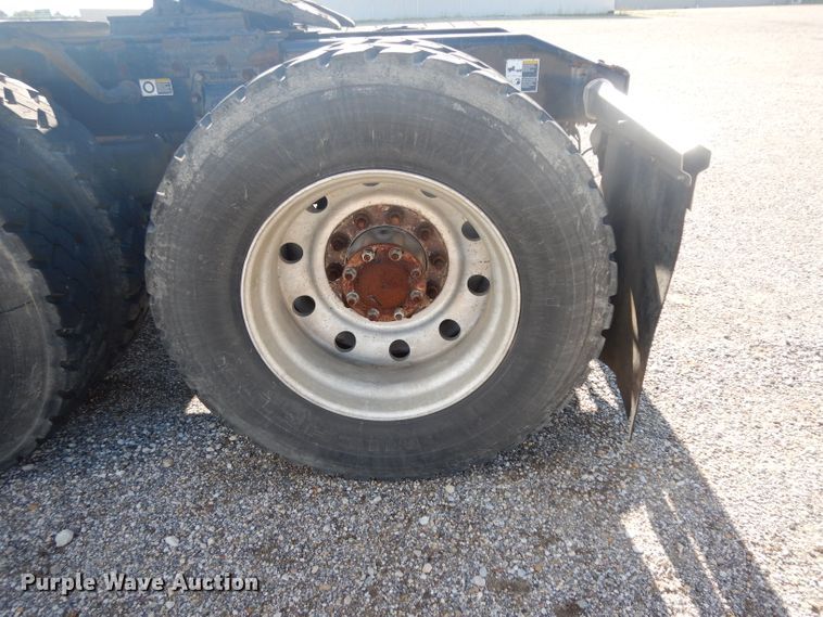 image for item DG6818 2009 Peterbilt 389  semi truck