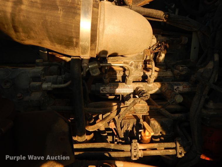 image for item DG6823 2006 Kenworth T300  command center truck