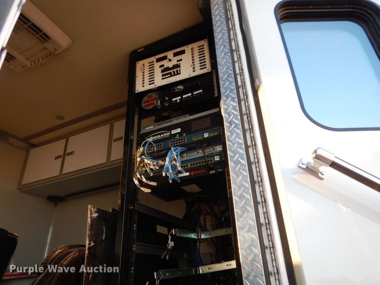 image for item DG6823 2006 Kenworth T300  command center truck