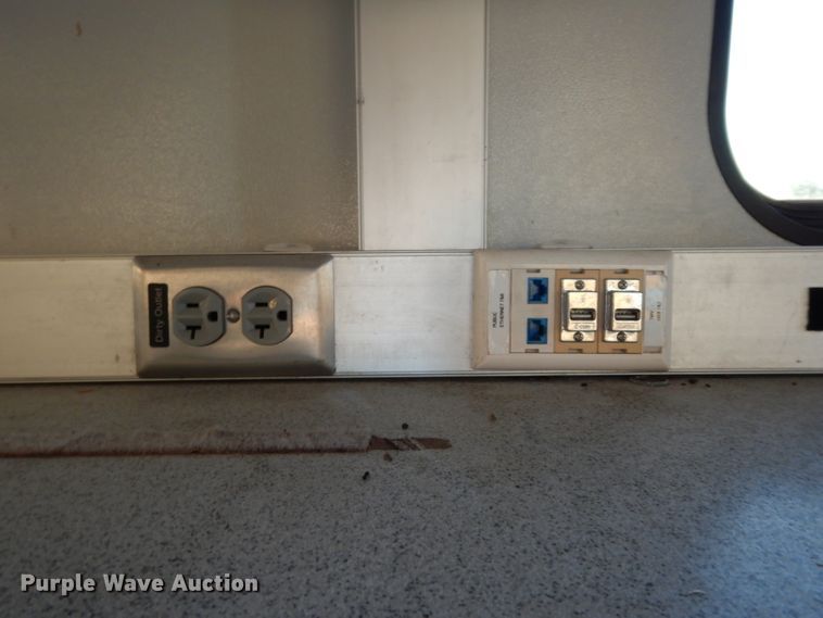 image for item DG6823 2006 Kenworth T300  command center truck