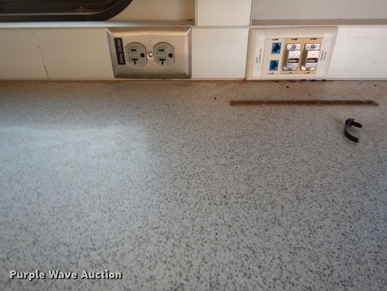 image for item DG6823 2006 Kenworth T300  command center truck