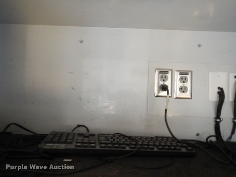 image for item DG6823 2006 Kenworth T300  command center truck