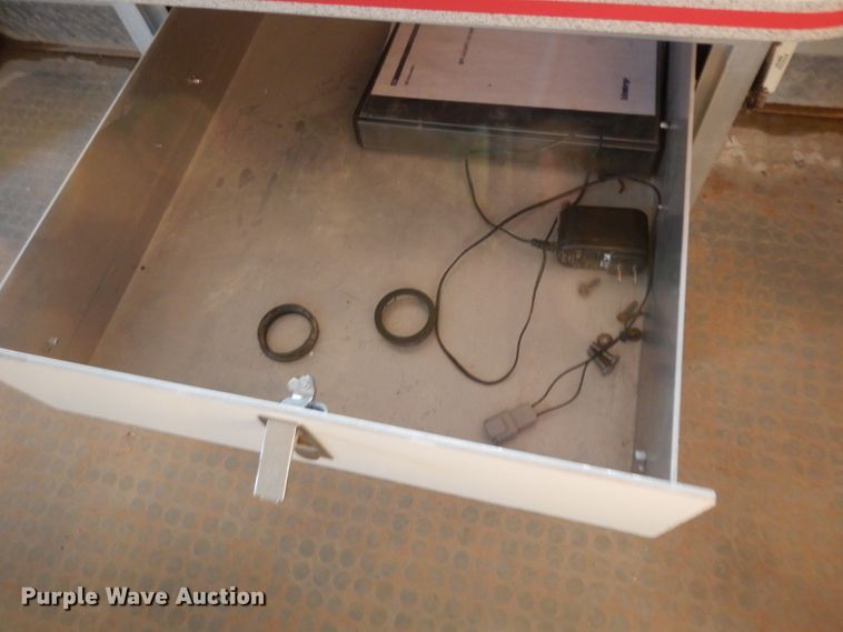 image for item DG6823 2006 Kenworth T300  command center truck