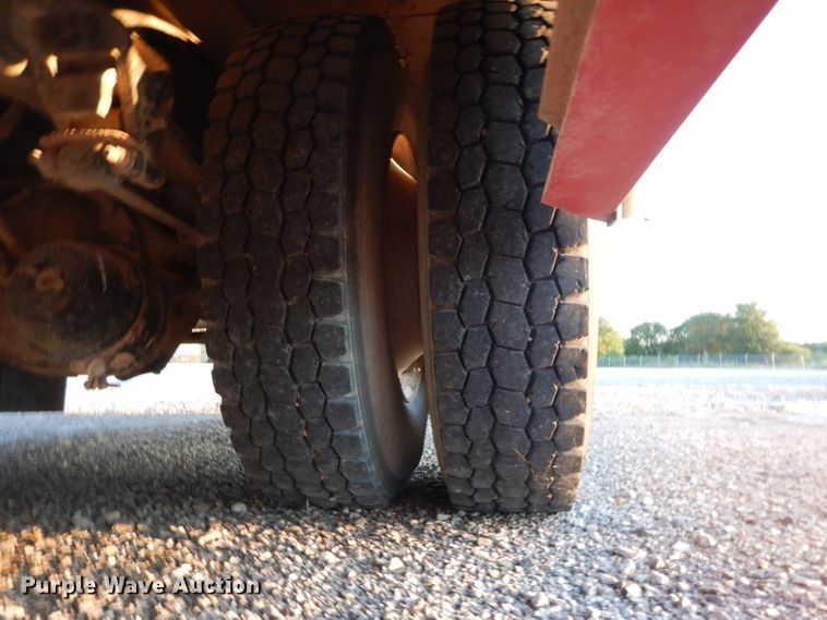 image for item DG6823 2006 Kenworth T300  command center truck