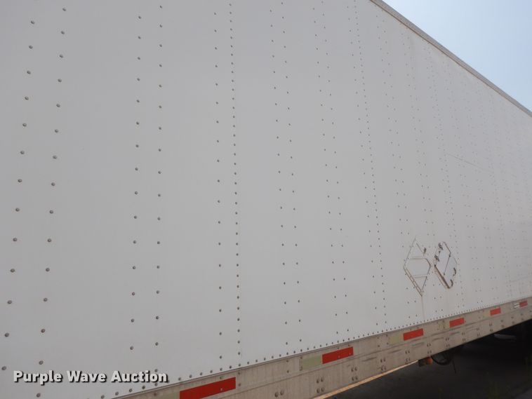 image for item DG7956 2006 Utility dry van trailer