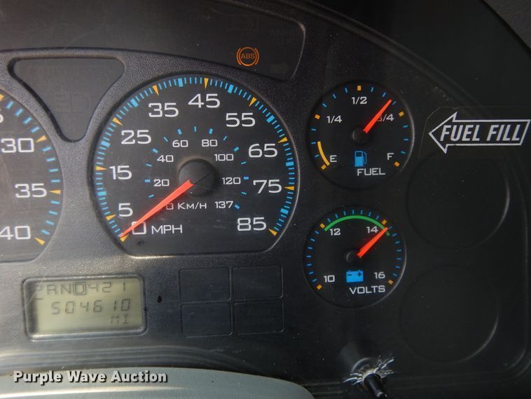 image for item DG7957 2005 International 4300  box truck