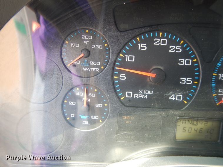 image for item DG7957 2005 International 4300  box truck