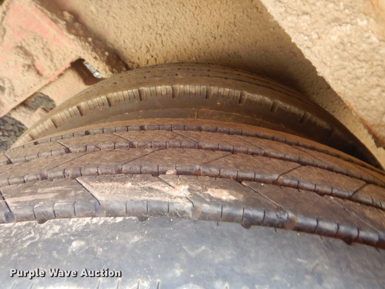 image for item DG8696 1997 Atoka 30DE352 equipment trailer