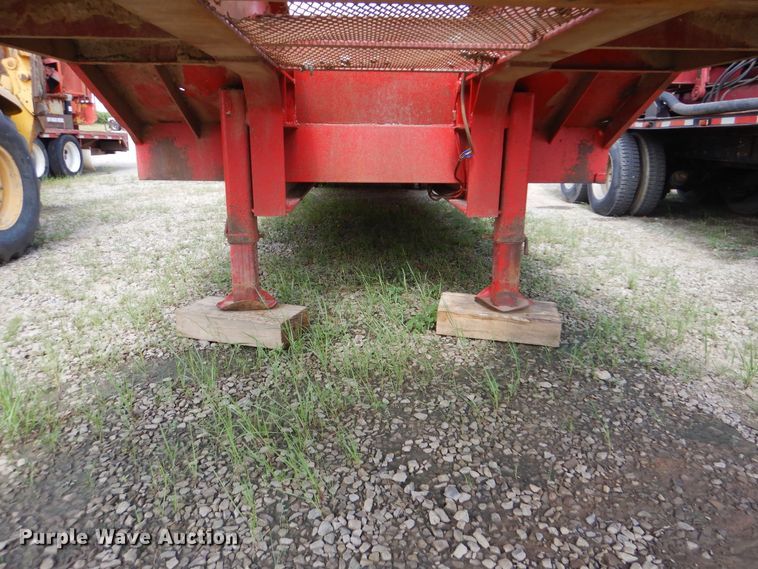 image for item DG8696 1997 Atoka 30DE352 equipment trailer