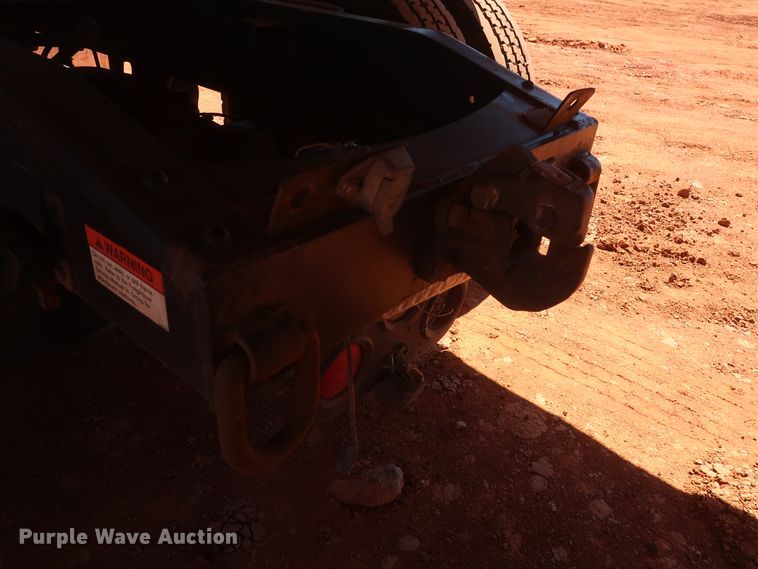 image for item DH0928 2005 Freightliner Columbia  semi truck