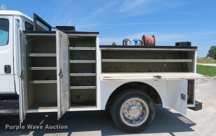 image for item DH1053 2004 Freightliner FL70  utility truck