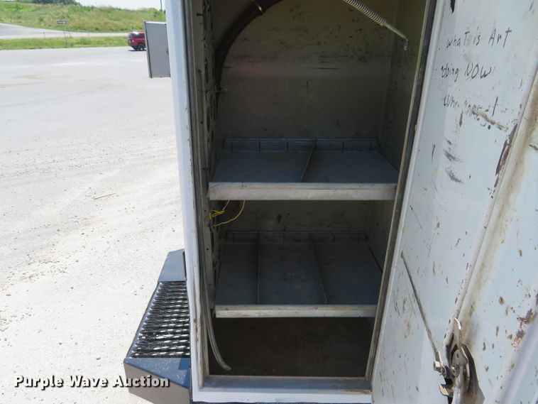 image for item DH1053 2004 Freightliner FL70  utility truck