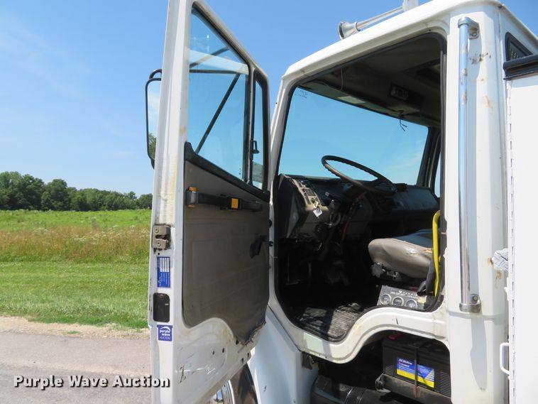 image for item DH1053 2004 Freightliner FL70  utility truck