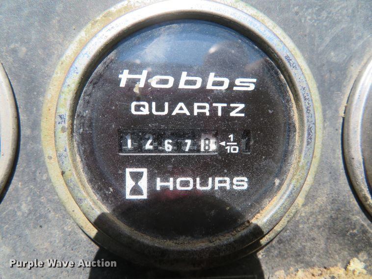 image for item DH1053 2004 Freightliner FL70  utility truck