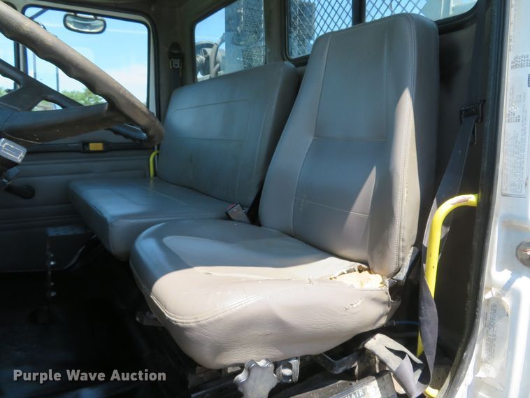 image for item DH1053 2004 Freightliner FL70  utility truck