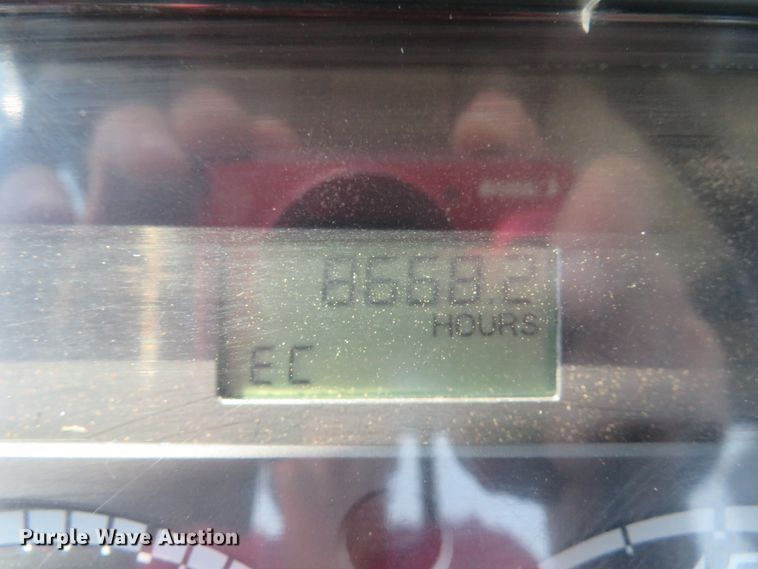 image for item DH1053 2004 Freightliner FL70  utility truck