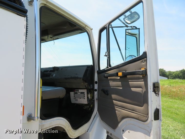 image for item DH1053 2004 Freightliner FL70  utility truck
