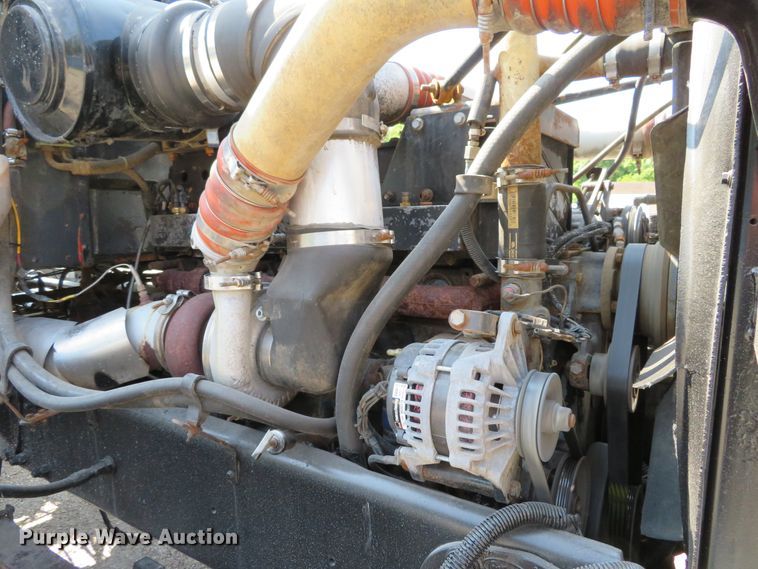 image for item DH1069 1996 Peterbilt 378  truck cab and chassis