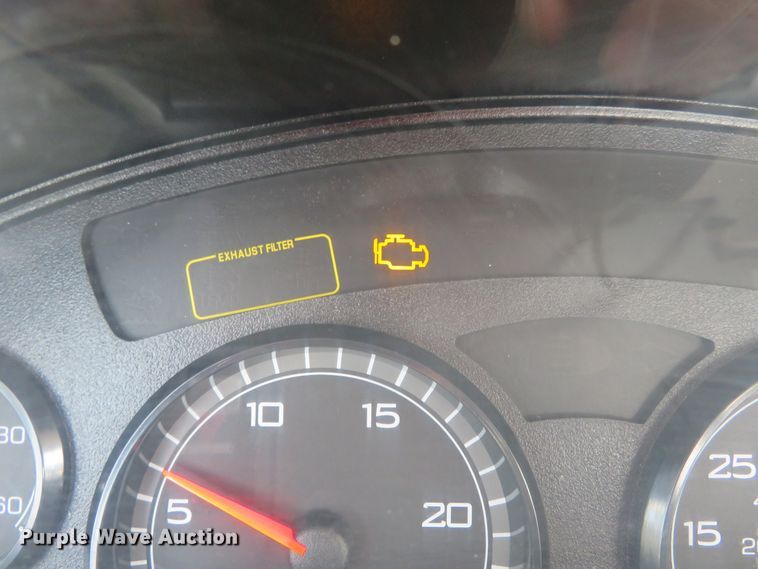 image for item DH1072 2011 International ProStar Plus  semi truck