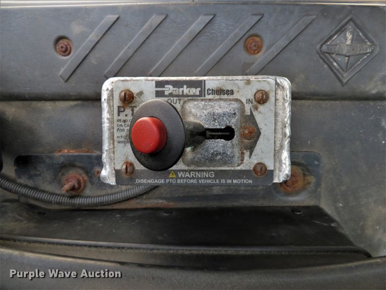 image for item DH1072 2011 International ProStar Plus  semi truck