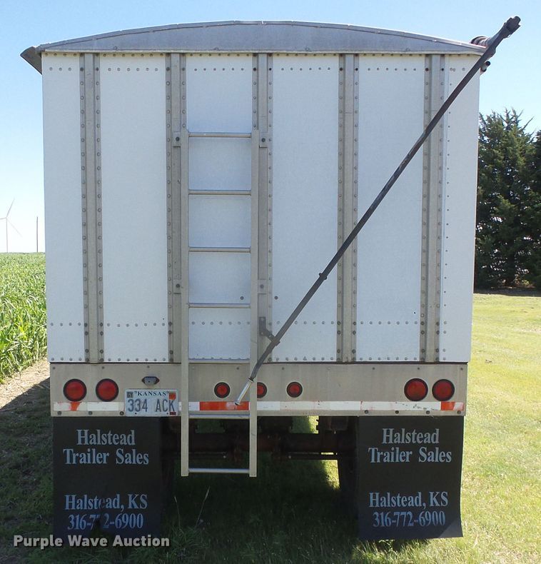 image for item DH4980 1986 Merritt B82-1142-002 single hopper bottom grain trailer