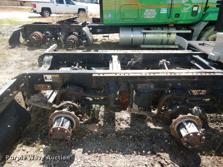 image for item DH5124 2000 Mack CX613  semi truck