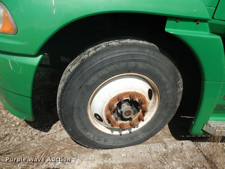 image for item DH5124 2000 Mack CX613  semi truck