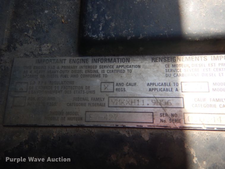 image for item DH5125 2001 Mack CX613  semi truck