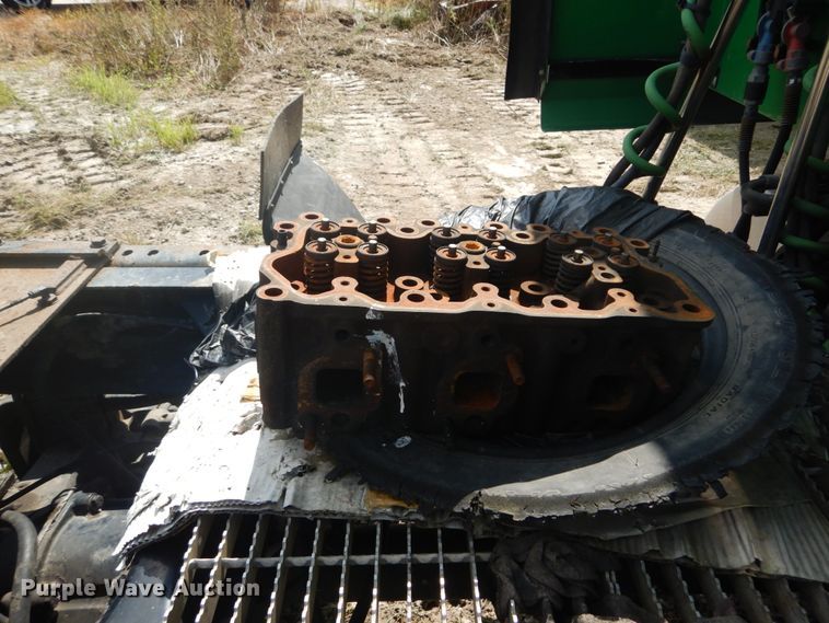 image for item DH5125 2001 Mack CX613  semi truck